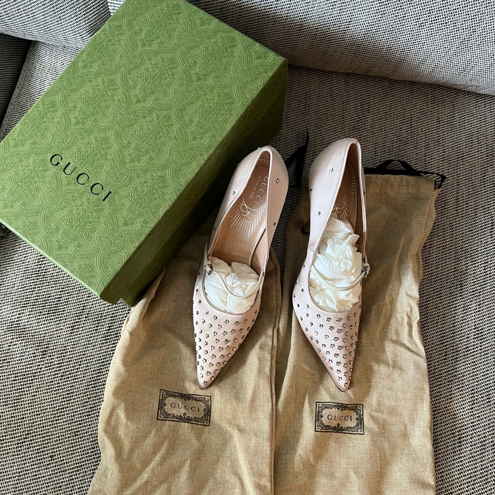 Gucci High Heel Pumps Pink Silk Star Studded